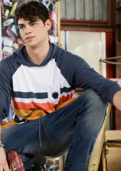 Noah Centineo photo