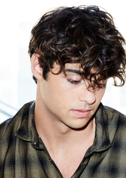 Noah Centineo