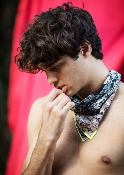 Noah Centineo photo