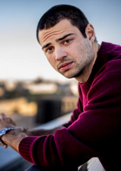 Noah Centineo photo