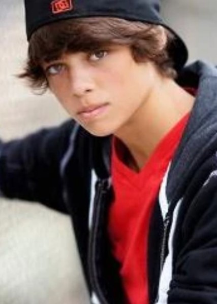 Noah Centineo photo