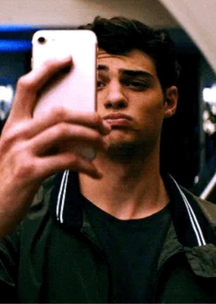 Noah Centineo photo