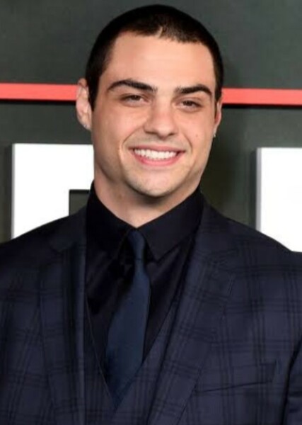 Noah Centineo photo