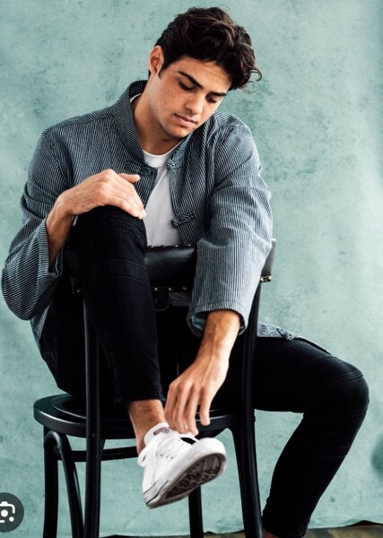 Noah Centineo photo