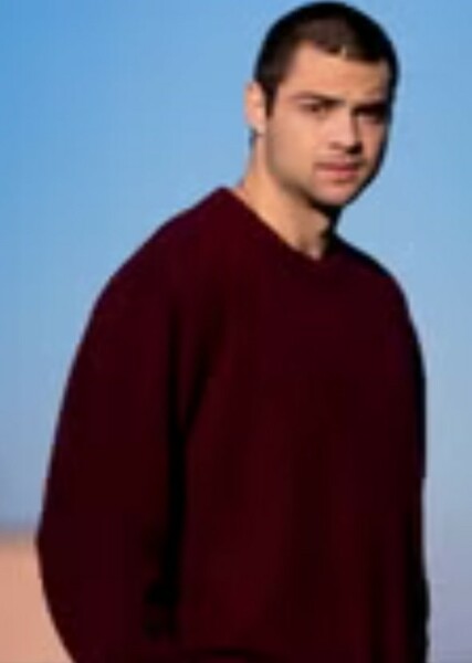 Noah Centineo photo