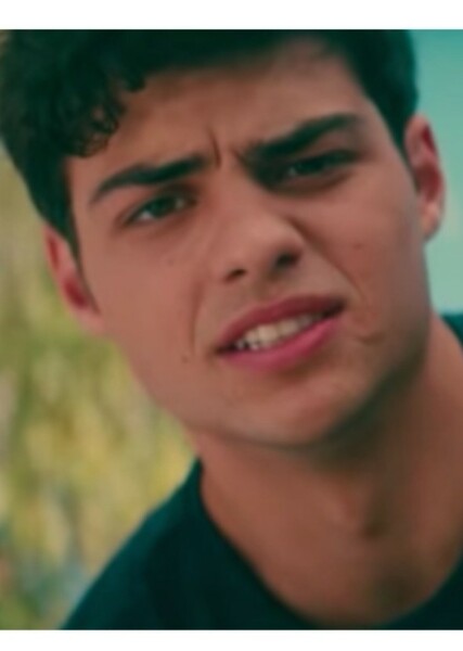 Noah Centineo photo