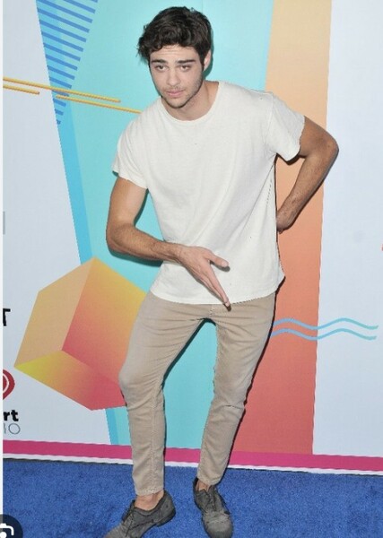 Noah Centineo photo