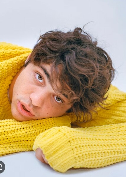 Noah Centineo photo