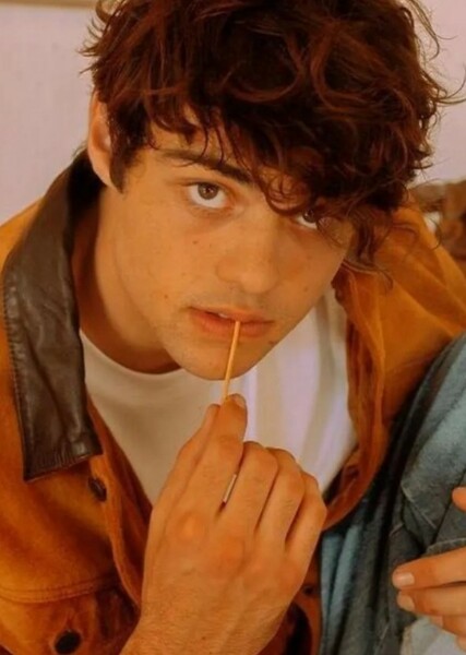 Noah Centineo photo