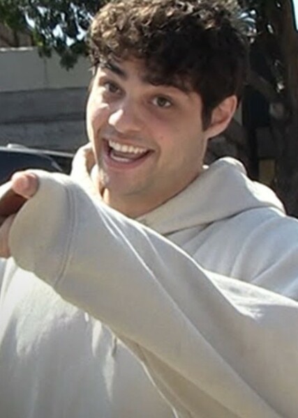 Noah Centineo photo