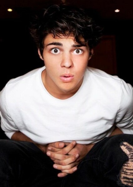 Noah Centineo photo