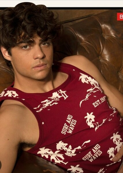 Noah Centineo photo