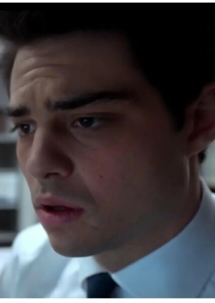 Noah Centineo photo