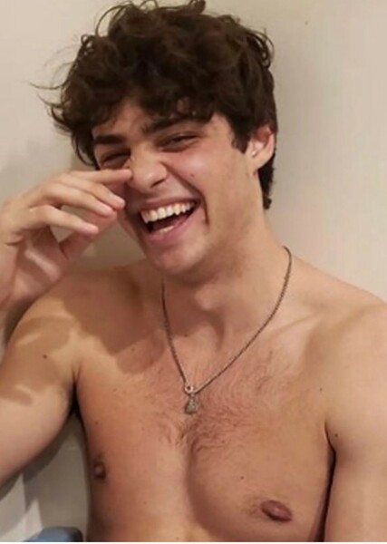 Noah Centineo photo