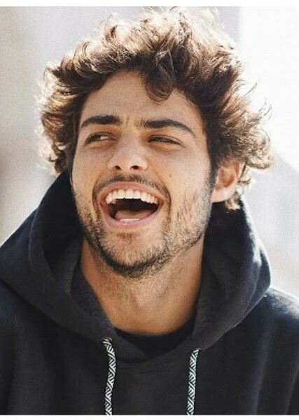 Noah Centineo photo