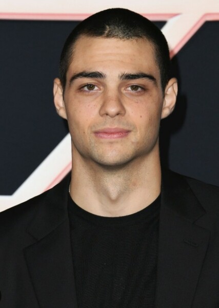 Noah Centineo photo