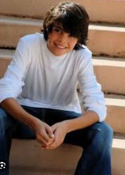 Noah Centineo photo