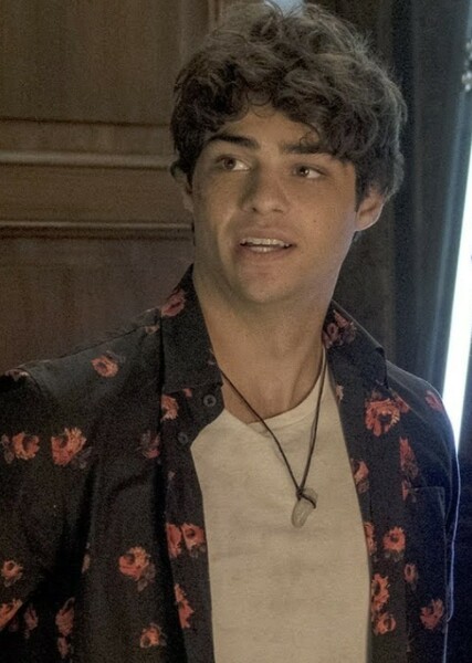 Noah Centineo photo