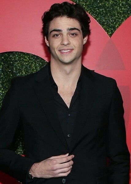 Noah Centineo photo