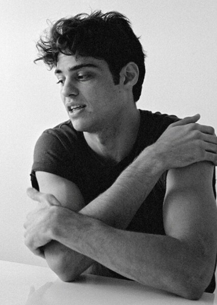 Noah Centineo photo