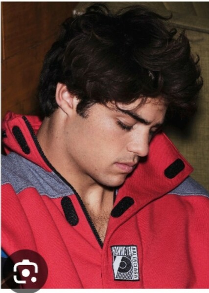 Noah Centineo photo