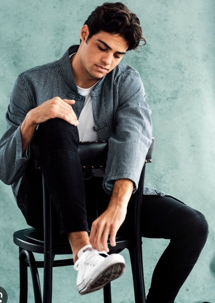 Noah Centineo photo