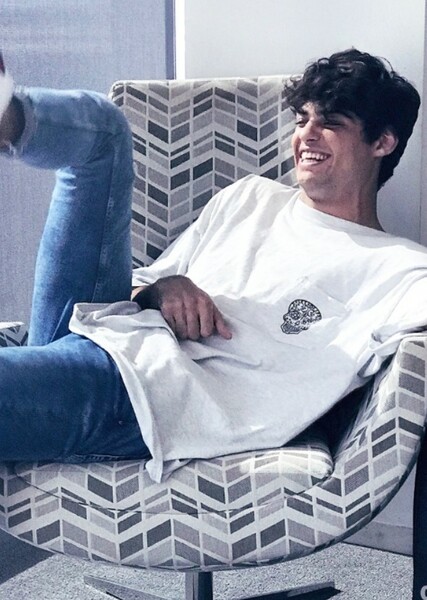 Noah Centineo photo