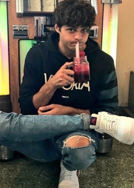 Noah Centineo photo