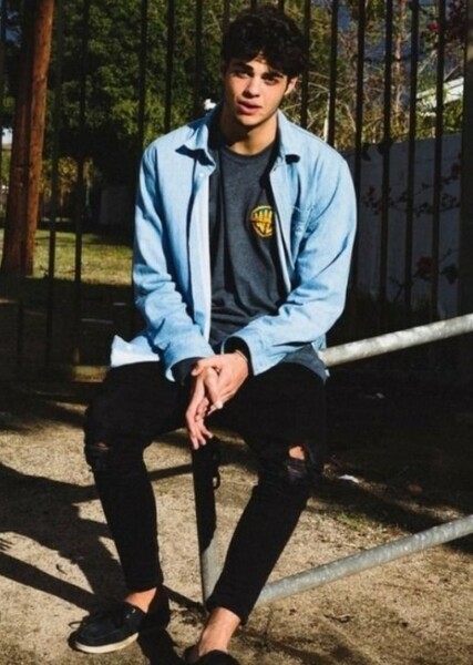 Noah Centineo photo