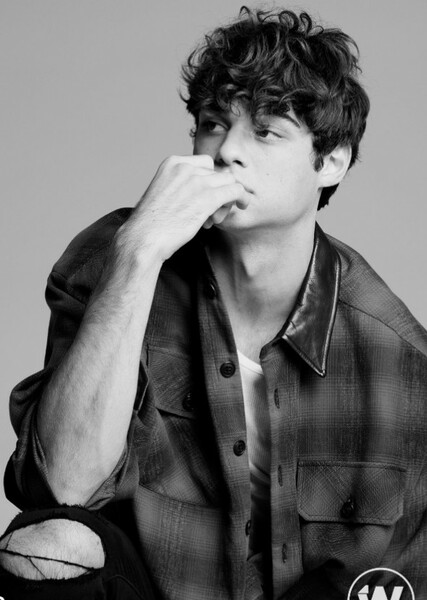 Noah Centineo photo