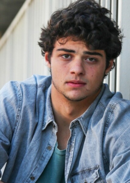 Noah Centineo photo