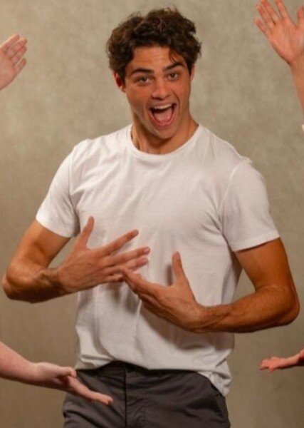 Noah Centineo photo