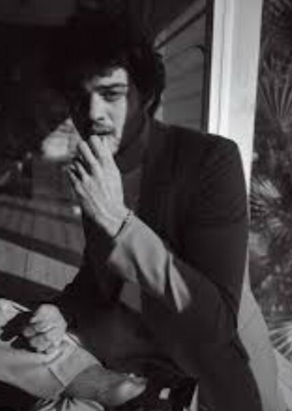 Noah Centineo photo