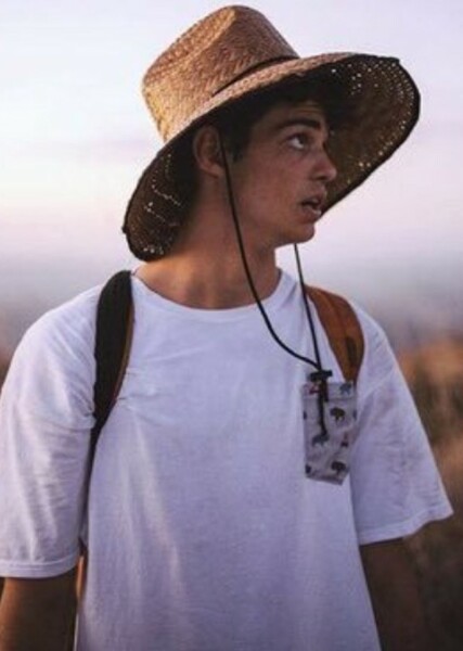Noah Centineo photo