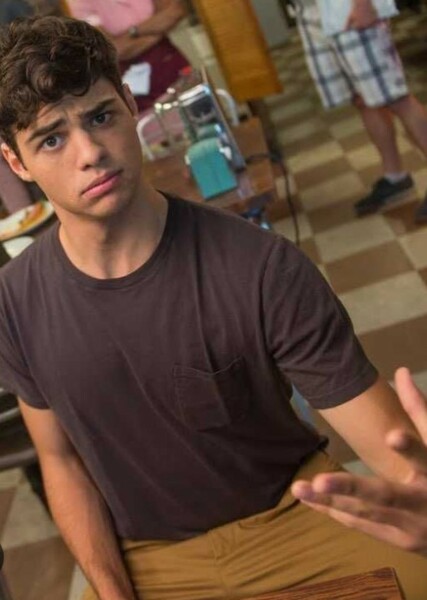 Noah Centineo photo