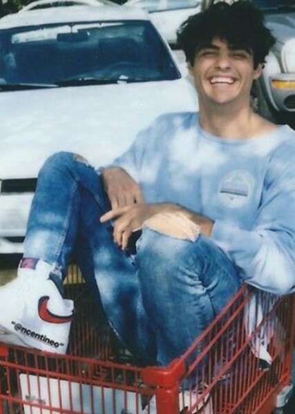 Noah Centineo photo