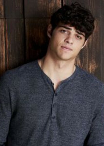 Noah Centineo photo