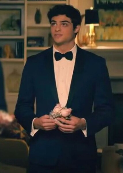 Noah Centineo photo