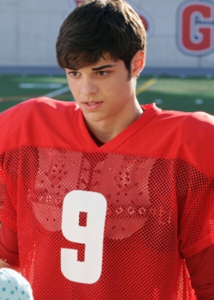 Noah Centineo photo
