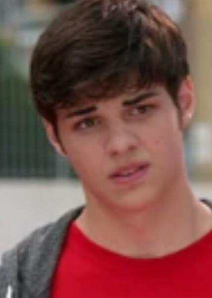 Noah Centineo photo