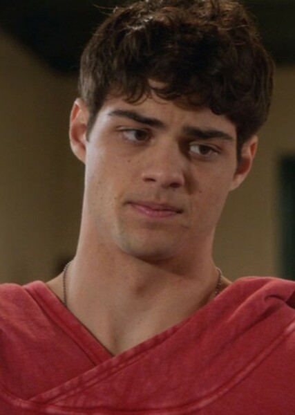 Noah Centineo photo