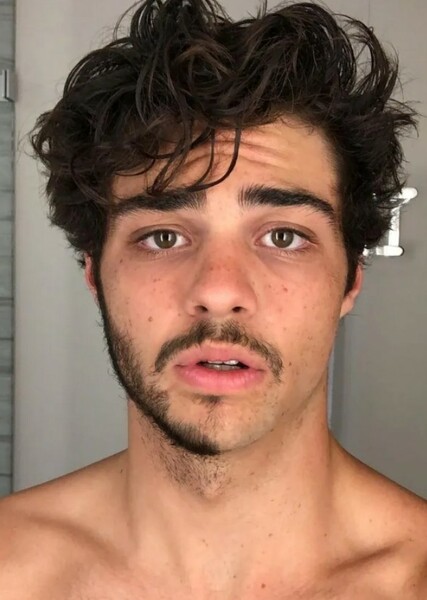 Noah Centineo photo