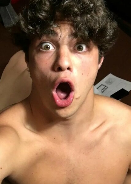 Noah Centineo photo