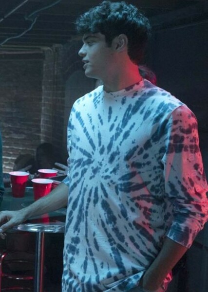 Noah Centineo photo