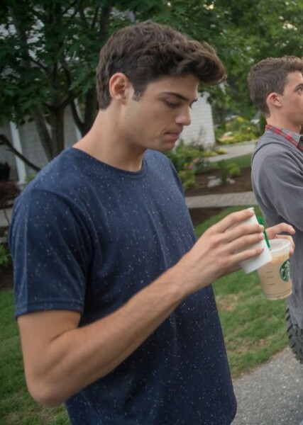 Noah Centineo photo