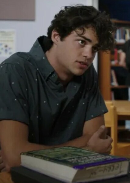 Noah Centineo photo