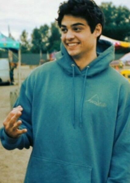 Noah Centineo photo