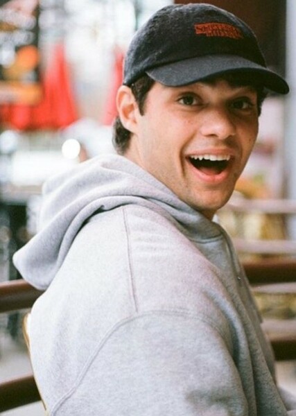 Noah Centineo photo