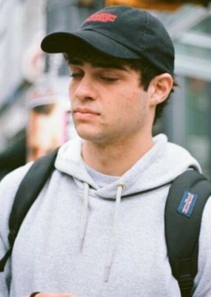 Noah Centineo photo