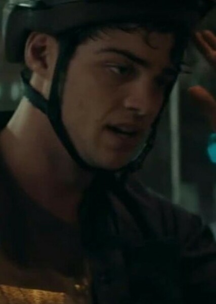 Noah Centineo photo